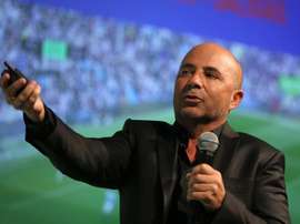 Valdivia avala la posible llegada de Sampaoli a Palmeiras. EFE/Archivo