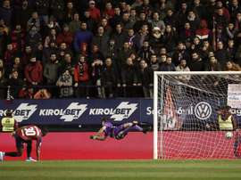 El Sevilla no ganó, pero al menos no perdió. EFE