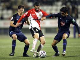 El Granada pasó no sin problemas ante el Hospitalet. EFE