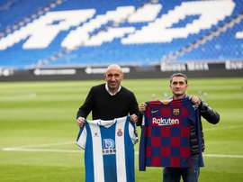 No habrá foto de los técnicos antes del derbi catalán. EFE