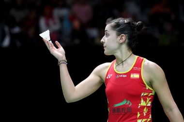 Carolina Marín celebra un punto durante su partido con la surcoreana An Se-young, del Masters de Indonesia, a la que ganó 21-17 y 21-16. EFE/EPA/BAGUS INDAHONO