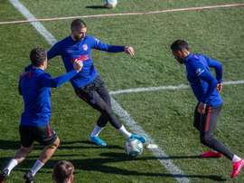 Simeone probó con Carrasco a la derecha; Renan Lodi tendría opciones de ser titular. EFE