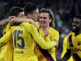 El Barça llamó a Lenglet para transmitirle su confianza. EFE