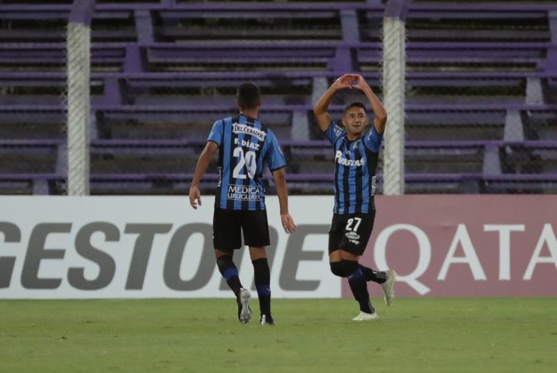 Trío de triunfos locales en Uruguay