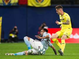 Brais Méndez no termina de cerrar la renovación con el Celta. EFE