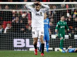 Garay podría comenzar una nueva aventura en Italia. EFE/EPA