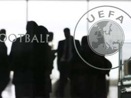 La UEFA habría decidido posponer el choque por positivos en el KF Drita kosovar. EFE