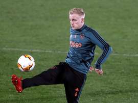 El futuro de Van de Beek, toda una incógnita. EFE