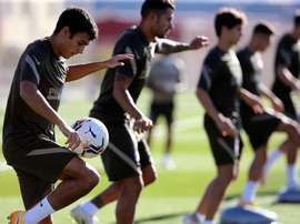 De la Fuente eligió a Manu Sánchez como relevo de Cucurella. EFE/Atleticodemadrid.com