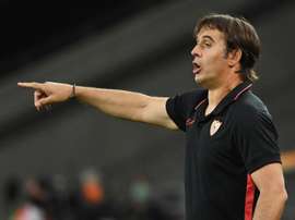 Lopetegui destacó el gran partido del Sevilla en Londres. EFE