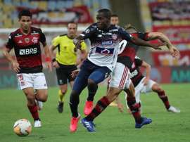 Flamengo encerrou a participação na fase de grupos com vitória em casa. EFE/Sergio Moraes