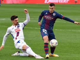La falta de pegada, el mal que azota al Eibar y la SD Huesca. EFE