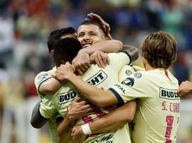 El Chivas-América podría jugarse con algo de público. EFE/Archivo