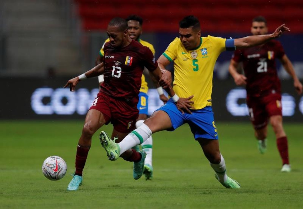 Casemiro le confirme, le Brésil a la pression. EFE