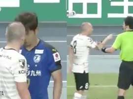 Iniesta perdió los nervios ante el jugador japonés. Vissel Kobe