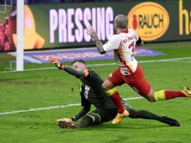 El RB Leipzig quiere ver a Angeliño con España. EFE