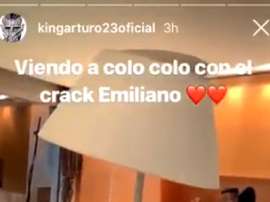 Vidal no se perdió a Colo Colo. Captura/KingArturo23oficial