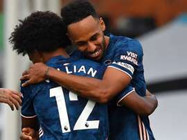 Willian, un debut soñado sin guinda: dos asistencias, una falta al palo... AFP