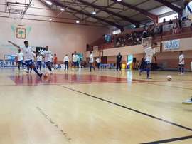 El Salesianos Tenerife dice adiós a la categoría con un empate. DimurolSalesianosTenerife