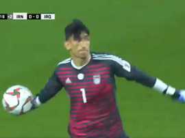 Espectacular lanzamiendo del meta de Alireza Beiranvand. Captura/Goal