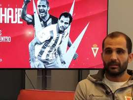El Murcia hizo oficial el fichaje de Verza. Twitter/realmurciacfsad