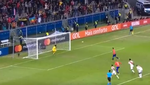 Vargas redondeó el desastre fallando un penalti a lo Panenka