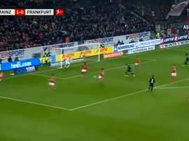 Jovic volvió a sumar un doblete con el Eintracht Frankfurt. Captura/TelekomSport