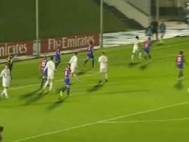 Al Castilla se le atraganta el Langreo. Captura/RMTV