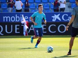 Escriche se convertirá en jugador del Elche. Twitter/SDHuesca