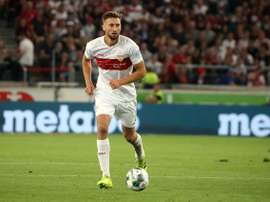 Nathaniel Phillips volverá a jugar en la Segunda División Alemana. VfB