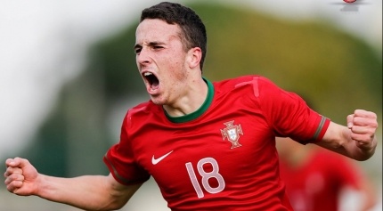 Diogo Jota O Fc Porto Tem Jogadores Com Quem Joguei E Desejo Lhes A Melhor Sorte