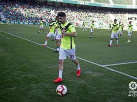 Javi Flores vio la quinta amarilla y no jugará. LaLiga