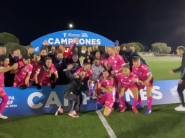 El Llagostera se lleva la Copa Federación en el último suspiro. Twitter/UELlagostera