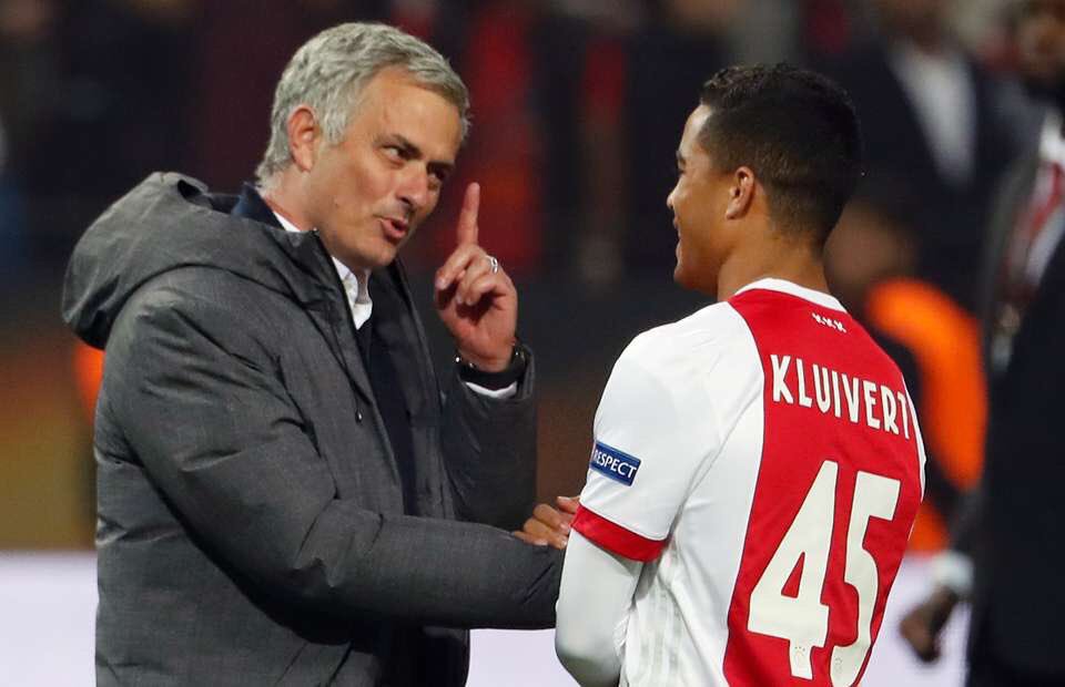 Jose Mourinho Recrute Le Fils De Kluivert Apres La Finale