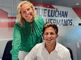 Giuliano Simeone firma su primer contrato profesional con el Atleti. Instagram/giulisimeone