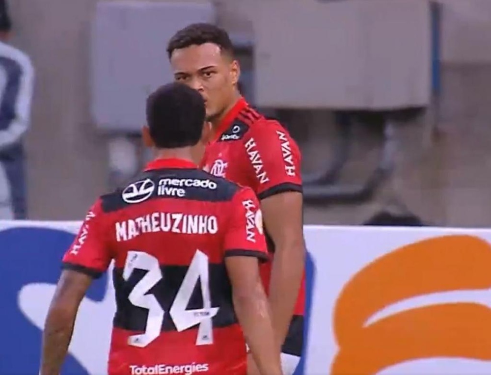 Flamengo venció 2-0 ante América Mineiro. Captura/SporTV