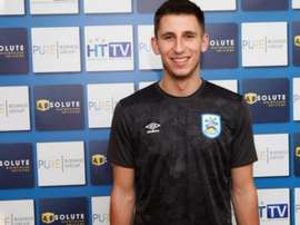 Grabara pone rumbo al Huddersfield. HuddersfieldTown