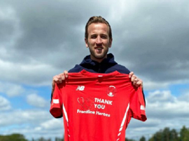 Harry Kane se hace patrocinador. Twitter/leytonorientfc