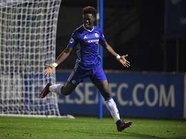 El Chelsea terminó la cesión de Ike Ugbo con el Scunthorpe. Chelsea