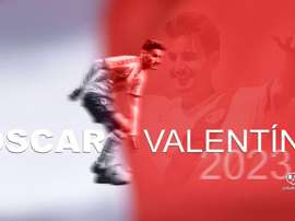 Óscar Valentín firma hasta junio de 2023. Twitter/RayoVallecano