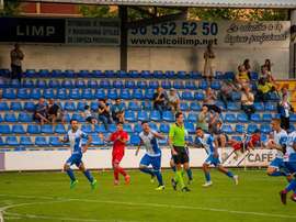 El Alcoyano espera vencer al Badalona. Twitter/CD_Alcoyano