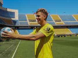 Iván Alejo mostró su vena más solidaria. CadizCF