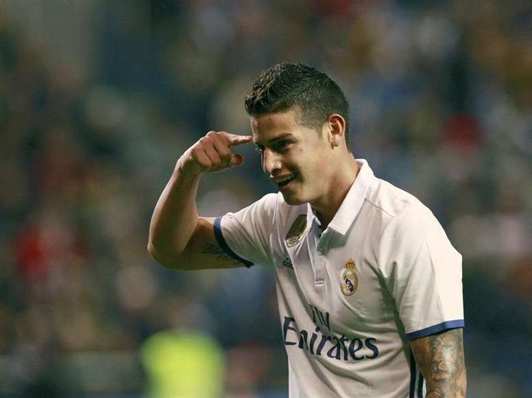 Fichajes del Madrid: El Nápoles hará un último intento por James