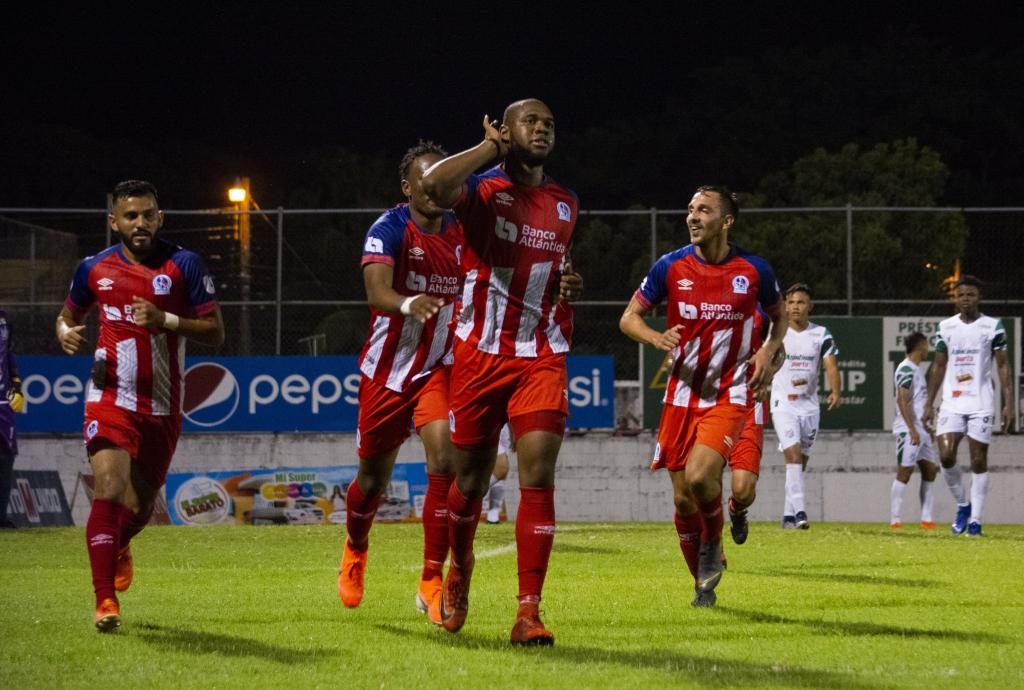 Platense Hace Saltar La Banca Ante Olimpia