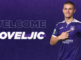Joveljic se convirtió en nuevo jugador del Anderlecht. Twitter/rscanderlecht