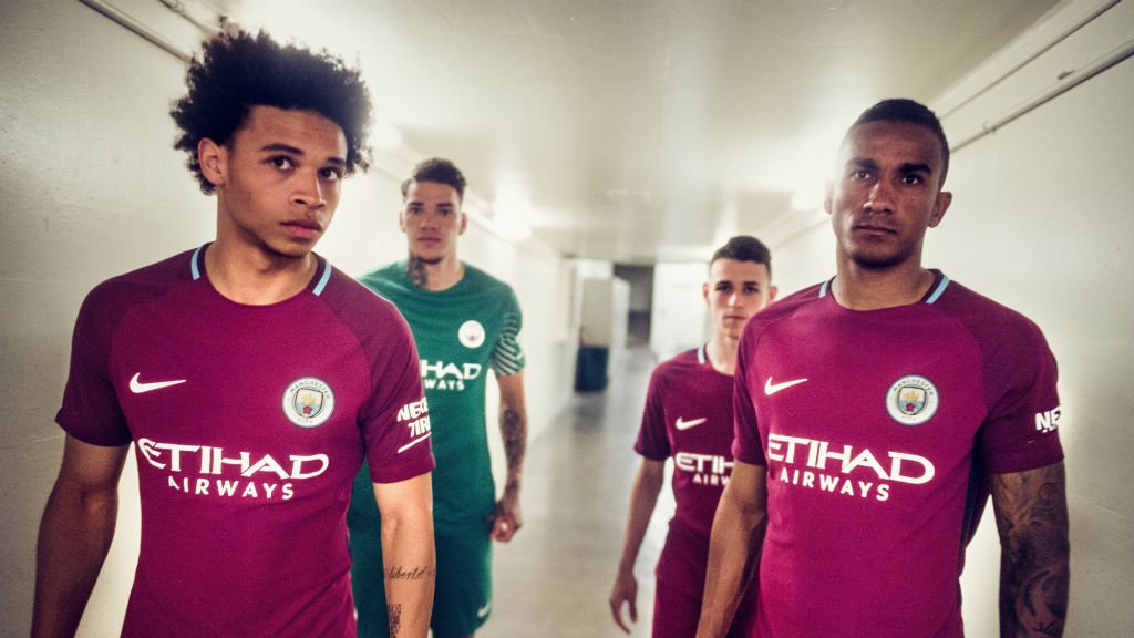 man city pink kit