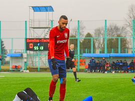 Julio César sigue jugando en la Liga Bielorrusa. Twitter/fc_vitebsk