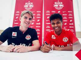 El Salzburgo blinda a Adeyemi. Twitter/RedBullSalzburg