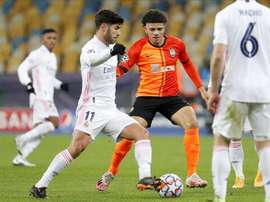 Shakhtar Donetsk venceu com gols de Solomon e Dentinho. EFE/EPA/Sergey Dolzhenko