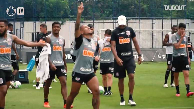 Video Corinthians Conclui Treinos Para Enfrentar O Flamengo No Maracana